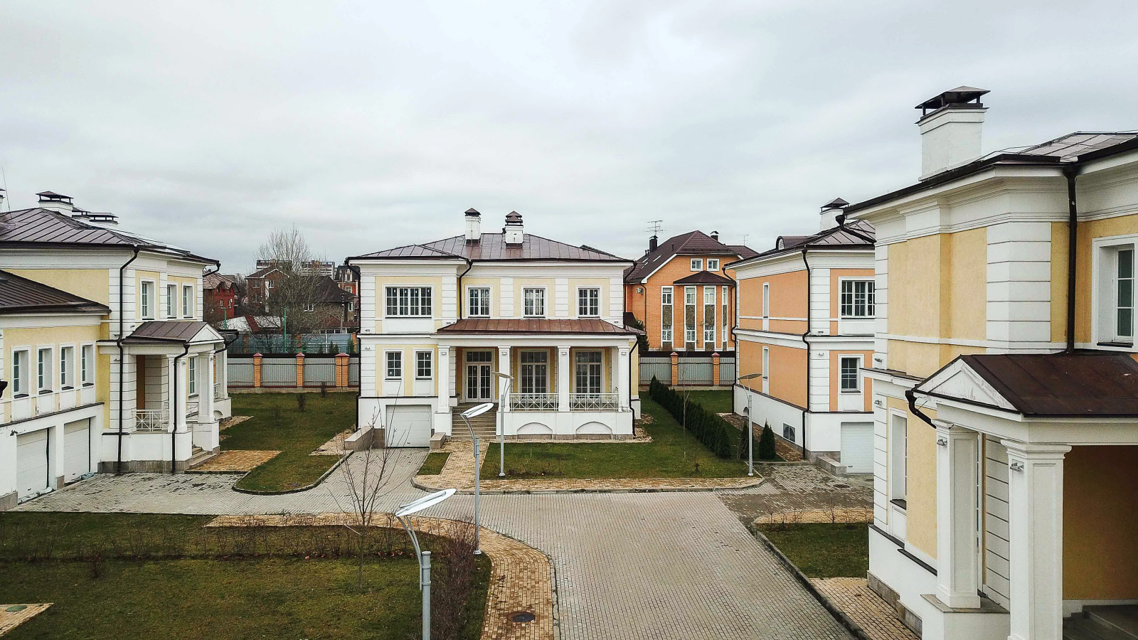 Дома и дуплексы в Новом Румянцево