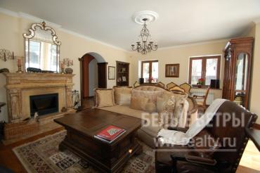 Гостиная с камином 38 кв.м